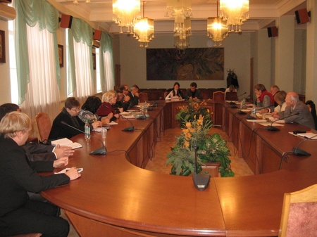 Нарада з мовних питань